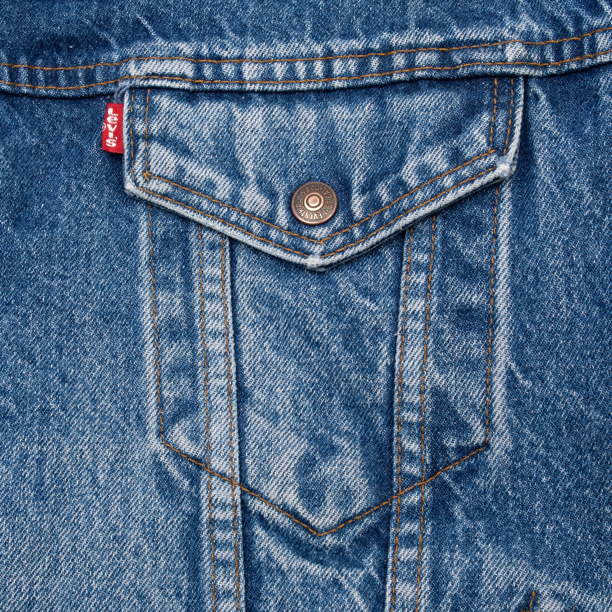 VINTAGE LEVIS SHERPA TRUCKER BLUE DENIM JACKET 1980S SIZE 42R MADE IN USA