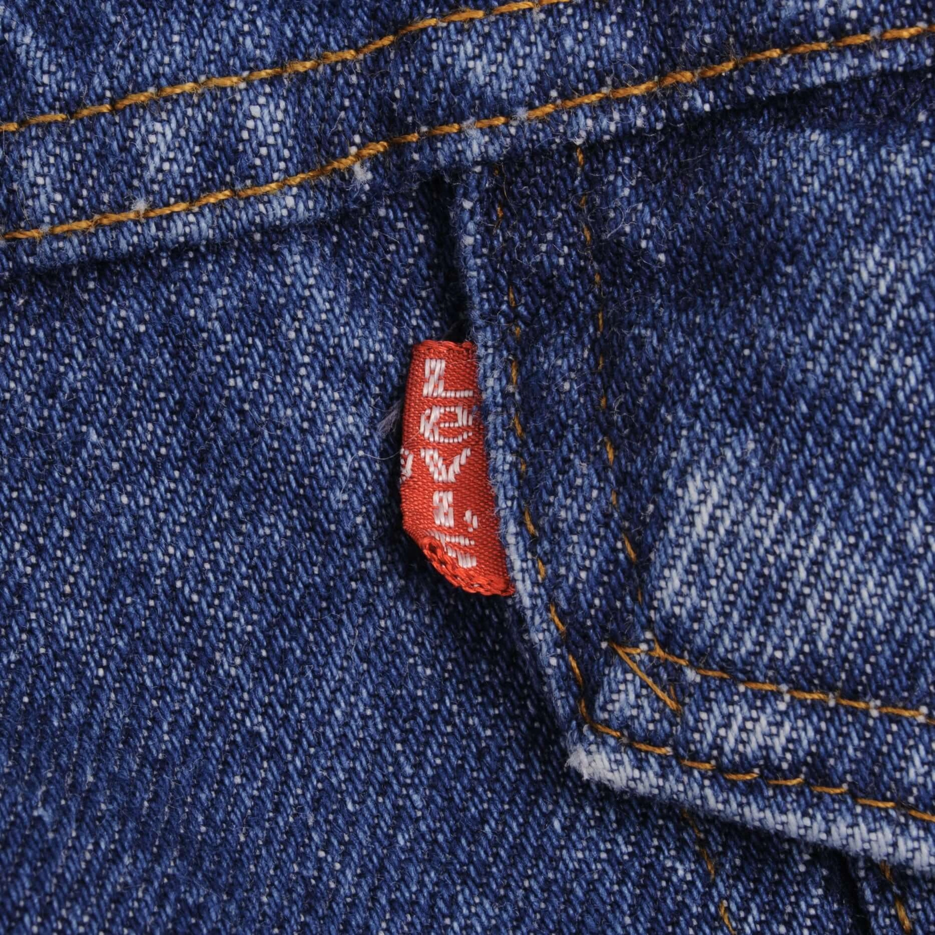 VINTAGE LEVIS SHERPA TRUCKER DENIM JACKET 1980S SIZE 42L MADE IN USA