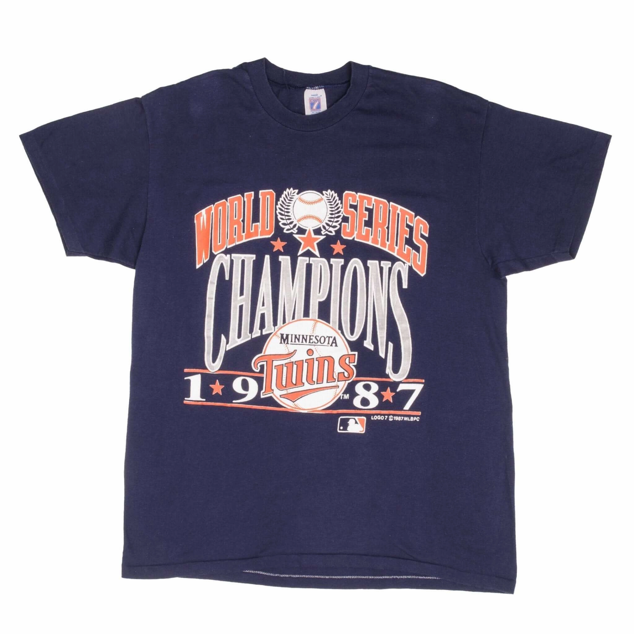 VINTAGE MLB MINNESOTA TWINS WORLD CHAMPIONS 1987 TEE SHIRT SZE LARGE MADE IN USA