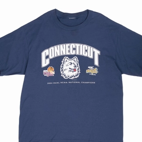 VINTAGE NCAA UCONN HUSKIES CHAMPIONS 2004 TEE SHIRT XL