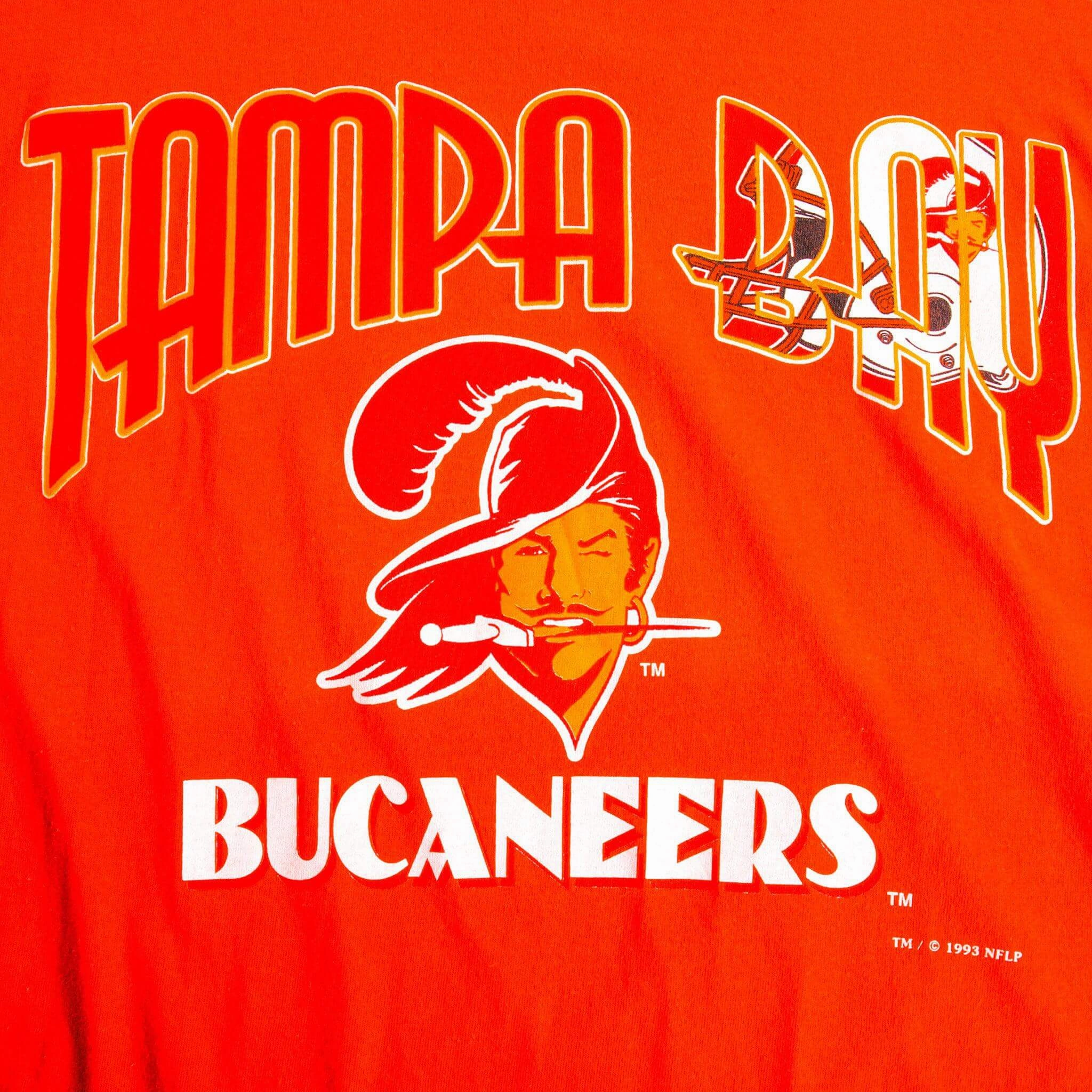 VINTAGE NFL TAMPA BAY BUCCANEERS 1993 TEE SHIRT SIZE LARGE MADE IN USA