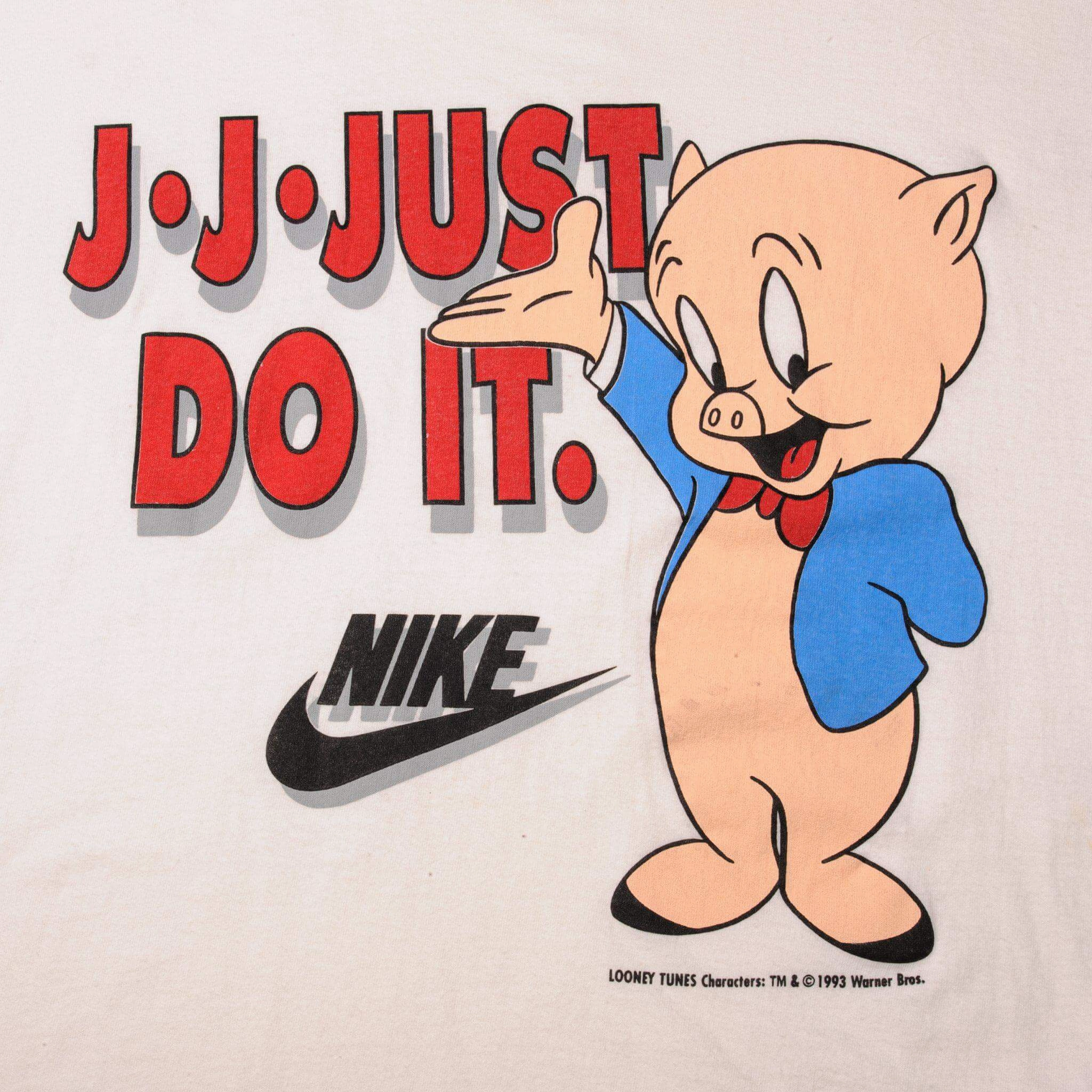 VINTAGE NIKE LOONEY TUNES TEE SHIRT 1993 SIZE LARGE MADE IN USA